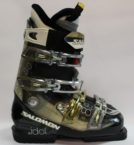 salomon idol 8 ski boots BootsWomen's Sz 10.5 (27.5) Sports & Outdoors Featuring a superb fit and feminine flare Salomon Idol 8 CS ski boots help you tear up expertlevel terrain and do it with a touch of easygoing style When heated the Kaprolene custom shell forms to the exact width of your foot maximizing comfort and performance The Kaprolene performs identically to standard polyurethane plastic used in most ski boots except that it becomes pliable when heated The Spaceframe Shell Profile features multilayer construction precise wall thicknesses optimizes feeling performance and energy transmission Perfect for the intermediate to expert all mountain lady ripper who demands superior performance with a percision fitSalomon Idol 8 CS Ski Boots Womens Specs Flex 85 Strap 35 Last 100106 Technologies Advanced Shell Technology Custom Shell Adjustment 1St Tooth Catch Single Canting Heel And Toe Removable Din Pads Liner My Custom Fit Sport Buckles 4 Micro Titanium Buckles 3D Buckle Weight 4500 265 Salomon Divine RS 8 Ski